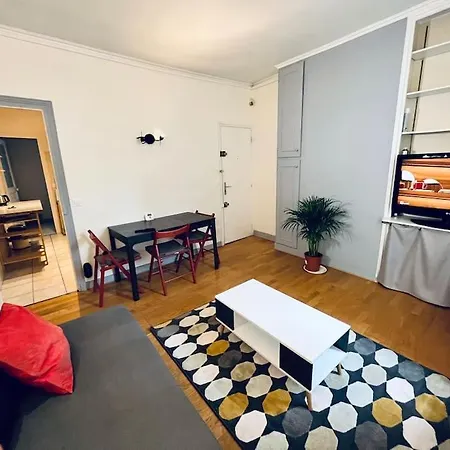 Descent Unit In * Fontainebleau